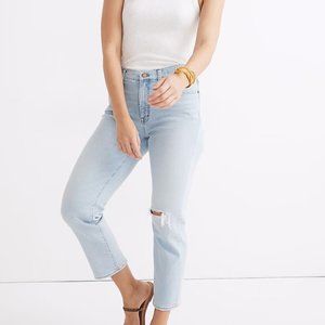 Madewell Mid-Rise Classic Straight Jeans in Wellingford Wash: Knee-Rip Edition